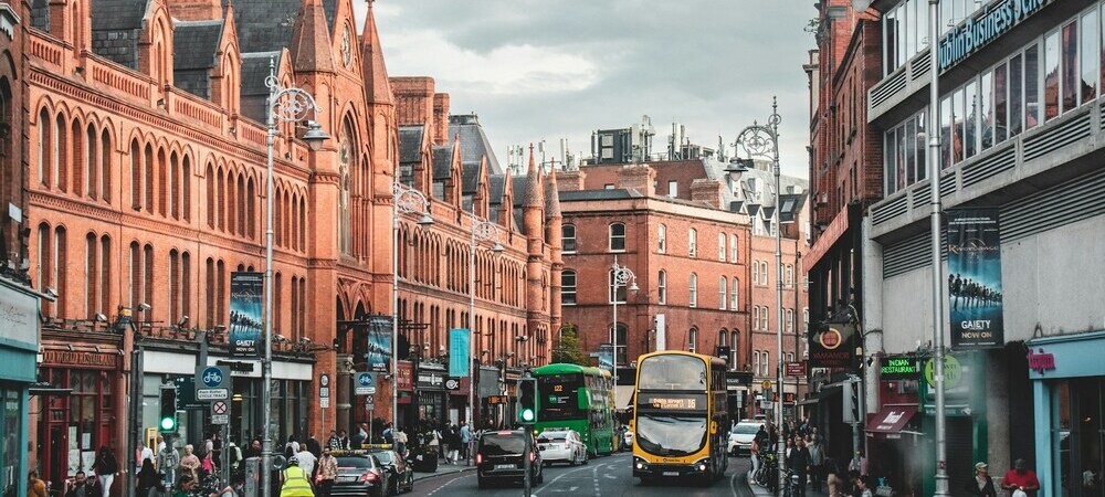 Busy Dublin street by NIR HIMI