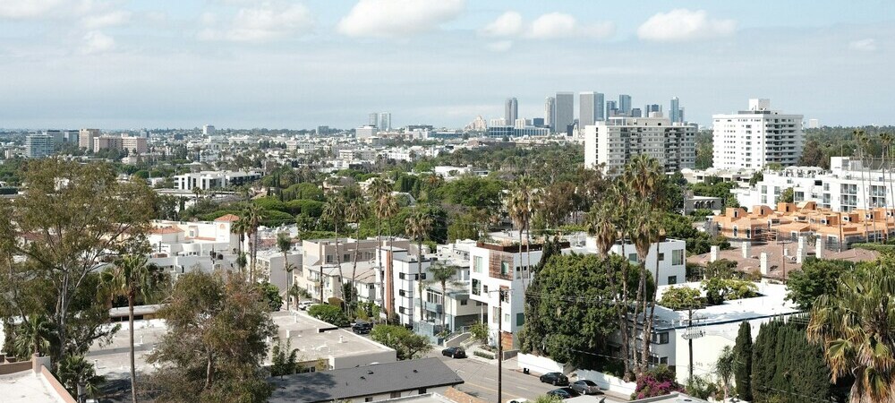 Suburbs with different kinds of accommodation in Los Angeles