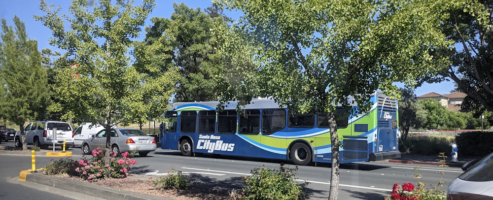 Santa Rosa CityBus Heading to the Transit Mall by Evan0512, CC BY-SA 4.0, via Wikimedia Commons