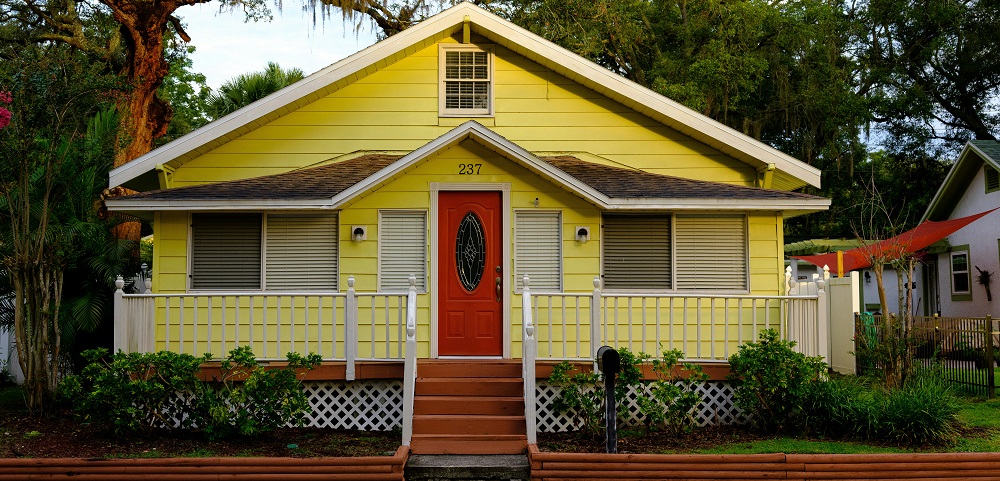 Home in Safety Harbour, Tampa by Julien Maculan