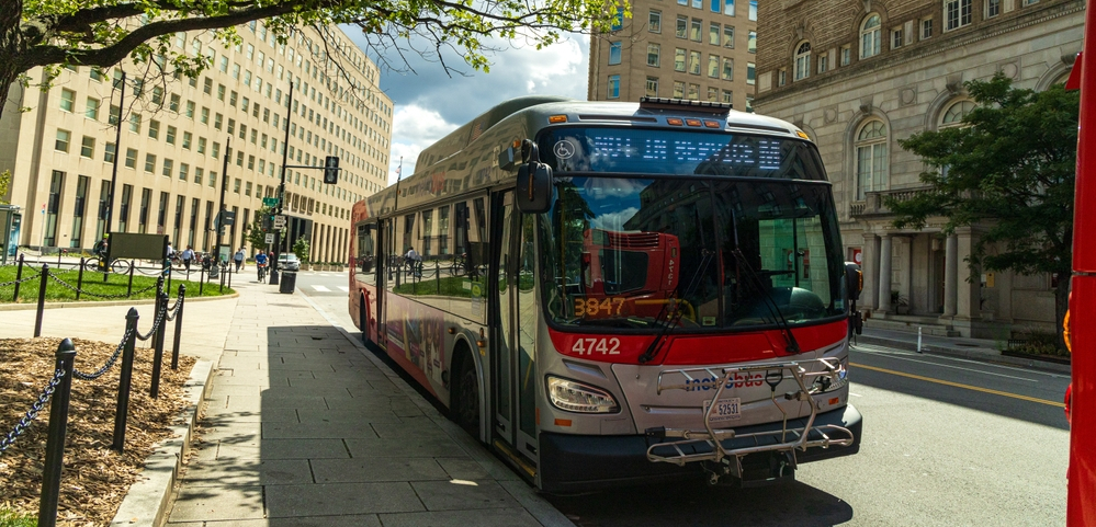 Bus in Washington, DC, by Erik Gonzalez (via Shutterstock).
